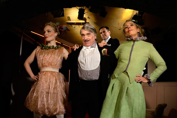 Theater Blaue Maus "Kleine Ünglücksfälle"